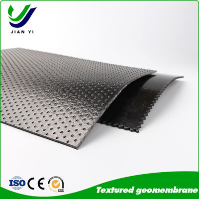 Kualitas  6m-8m Wide UV Resistant High Friction HDPE Textured Geomembrane Liner for Slope and Anti-Seepage Projects pabrik