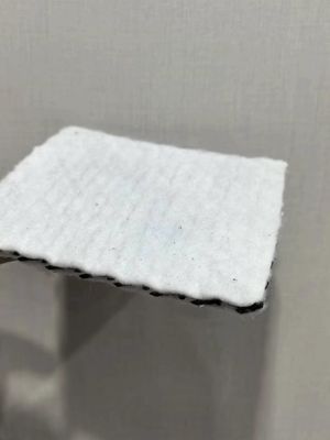 Jaringan drainase komposit tiga dimensi untuk cadangan air dan perlindungan lereng