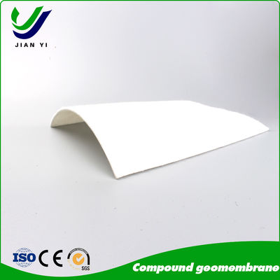 Komposisi Geomembrane Geosynthetic Material untuk Pengendalian Penembusan dan Drainase