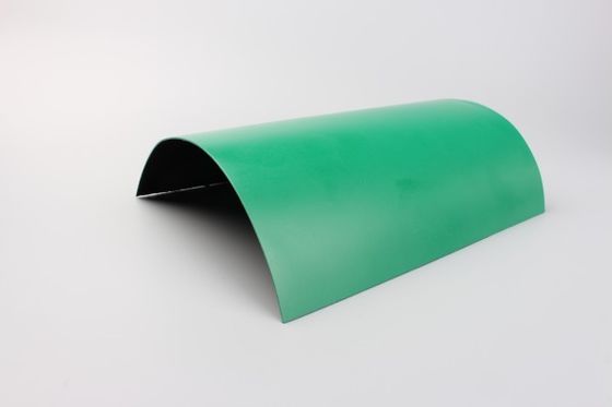 Custom HDPE Hitam/Hijau Dual-Color Geomembrane Lemes Estetis dan awet untuk Aplikasi Industri Lansekap
