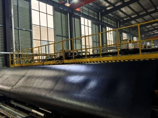 6m 8m Lebar HDPE Geomembrane Tekstur Melindungi Lingkungan Anda di Pabrik Pengolahan Limbah