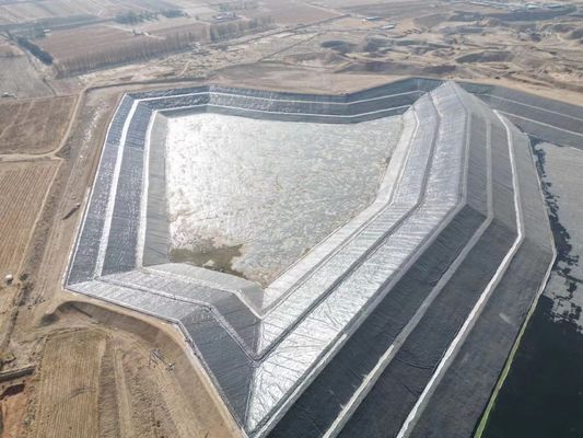 Geomembrane HDPE yang tahan kimia yang sangat baik untuk pengendalian kebocoran yang efektif dalam aplikasi teknik lingkungan