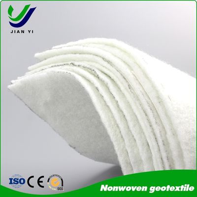 100g-800g/M2 Geotekstil Serat Staple Dengan Permeabilitas Air Tinggi Filtrasi drainase Meningkatkan kualitas proyek dan mengurangi biaya konstruksi