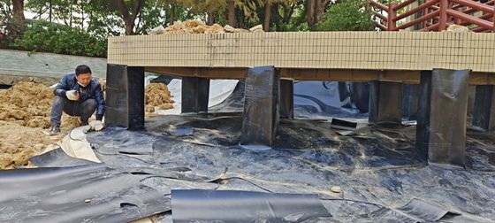 Geomembrane halus HDPE tahan lama untuk proyek anti-penyiraman danau buatan Kekuatan pecah 20-80N / mm Perpanjangan pada istirahat 700%
