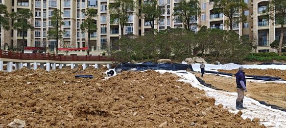 Geomembrane halus HDPE tahan lama untuk proyek anti-penyiraman danau buatan Kekuatan pecah 20-80N / mm Perpanjangan pada istirahat 700%