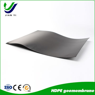 Geomembran HDPE Kepadatan Tinggi untuk Pembuangan Limbah Tambang dengan Kepadatan 0,939g/cm3 dan Perpanjangan Saat Putus 700%