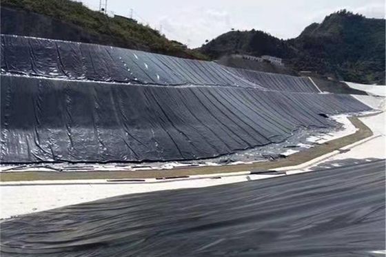 High Density Polyethylene Smooth HDPE Geomembrane Waterproof Barrier Untuk Menyeguhkan Kolam, Tempat pembuangan sampah